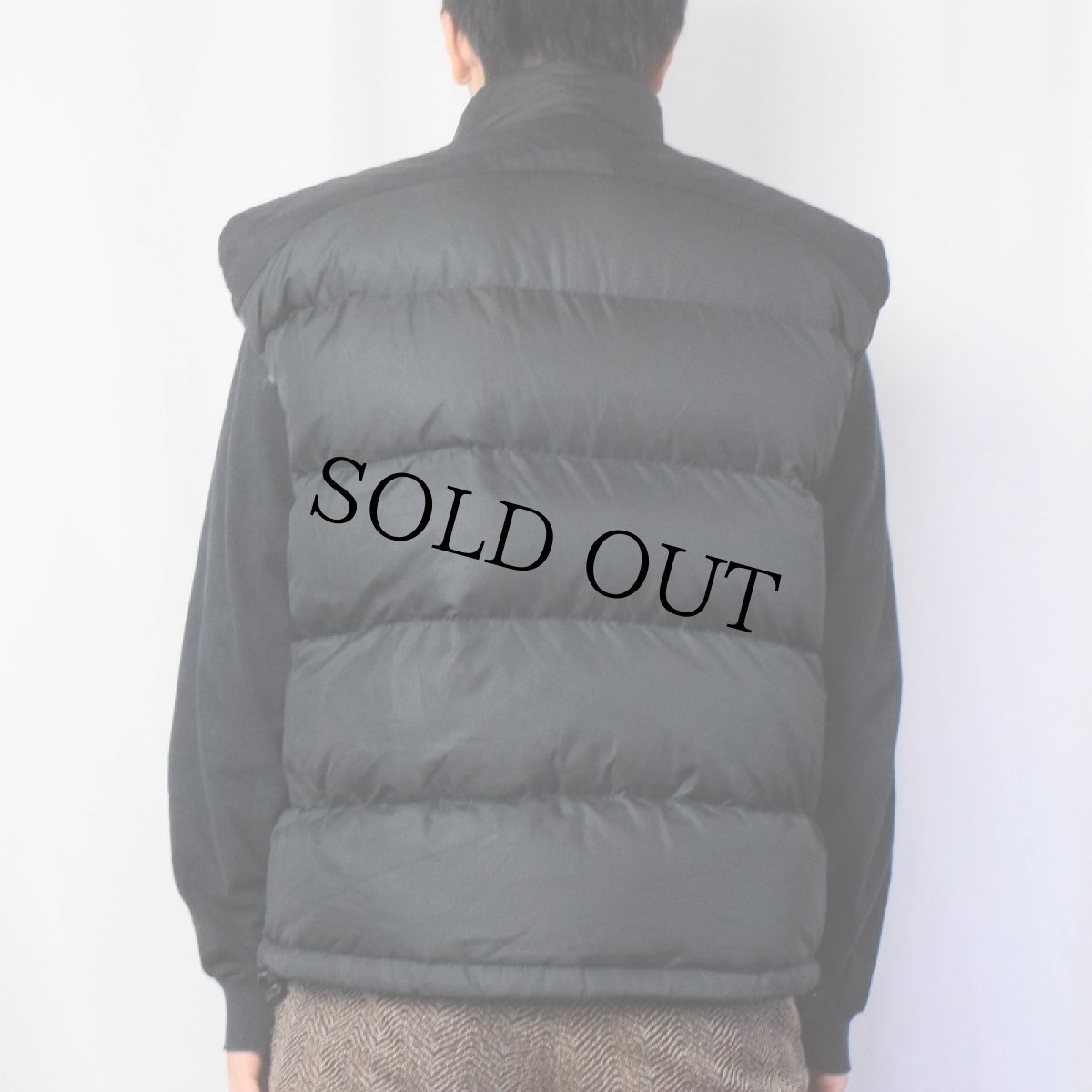 画像3: MOUNTAIN HARD WEAR ロゴ刺繍 ダウンベスト BLACK M (3)