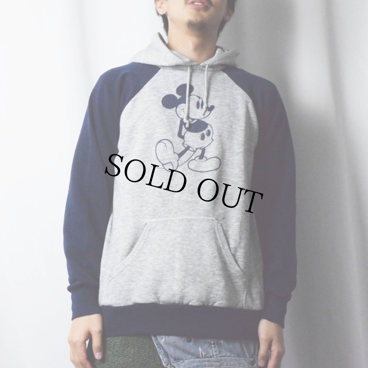 画像2: 80's Disney CASUALS ”MICKEY MOUSE” キャラクタープリントラグランスウェット L (2)