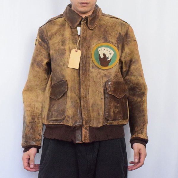 スコードロンパッチ カスタムキング 草野氏 レザー製 ライトパターソン空軍基地 40s 40年代 アメリカ軍 米軍 エアフォース WWII トランプ レザー