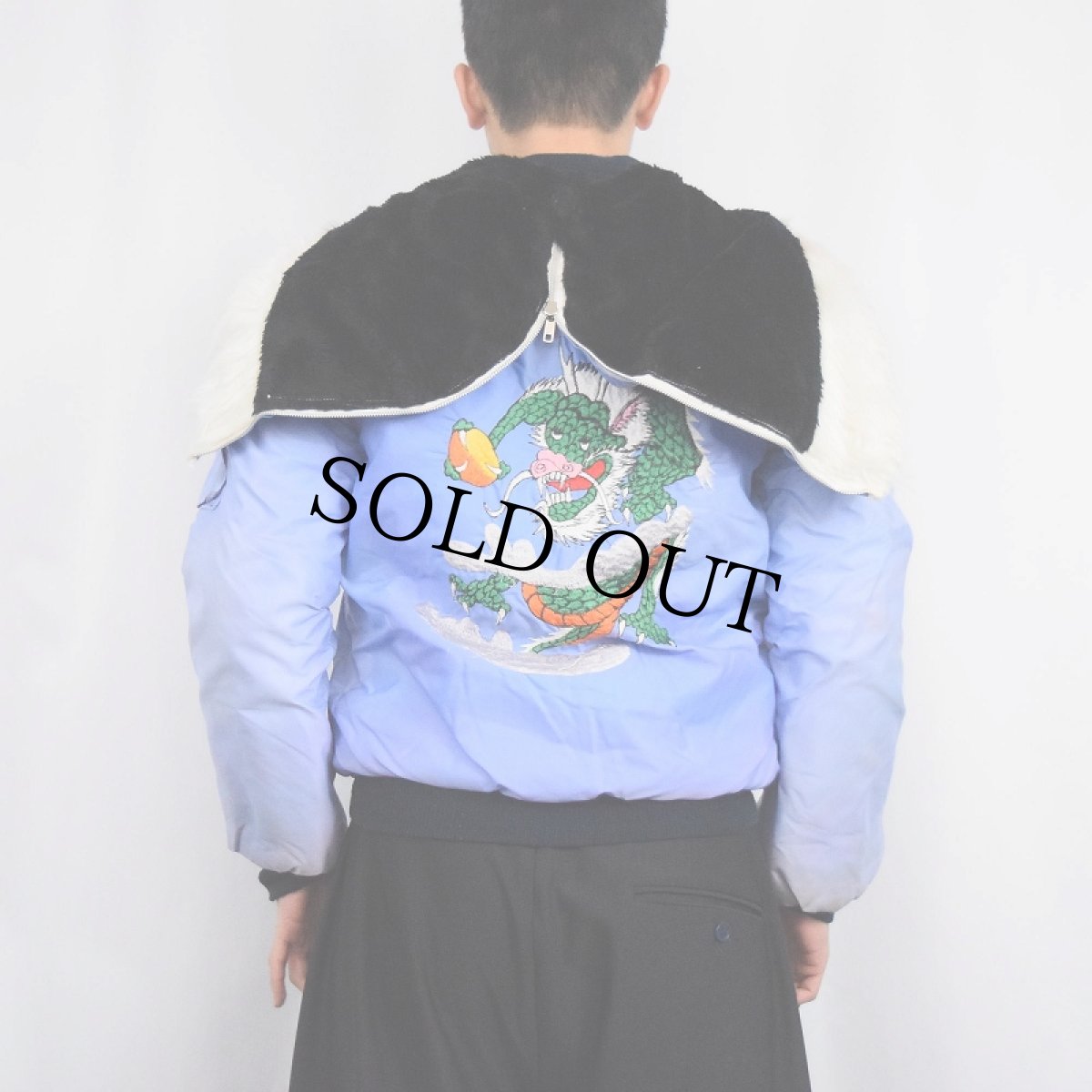 画像4: 80's "KOREA" 龍刺繍 ラビットフード スーベニアジャケット (4)