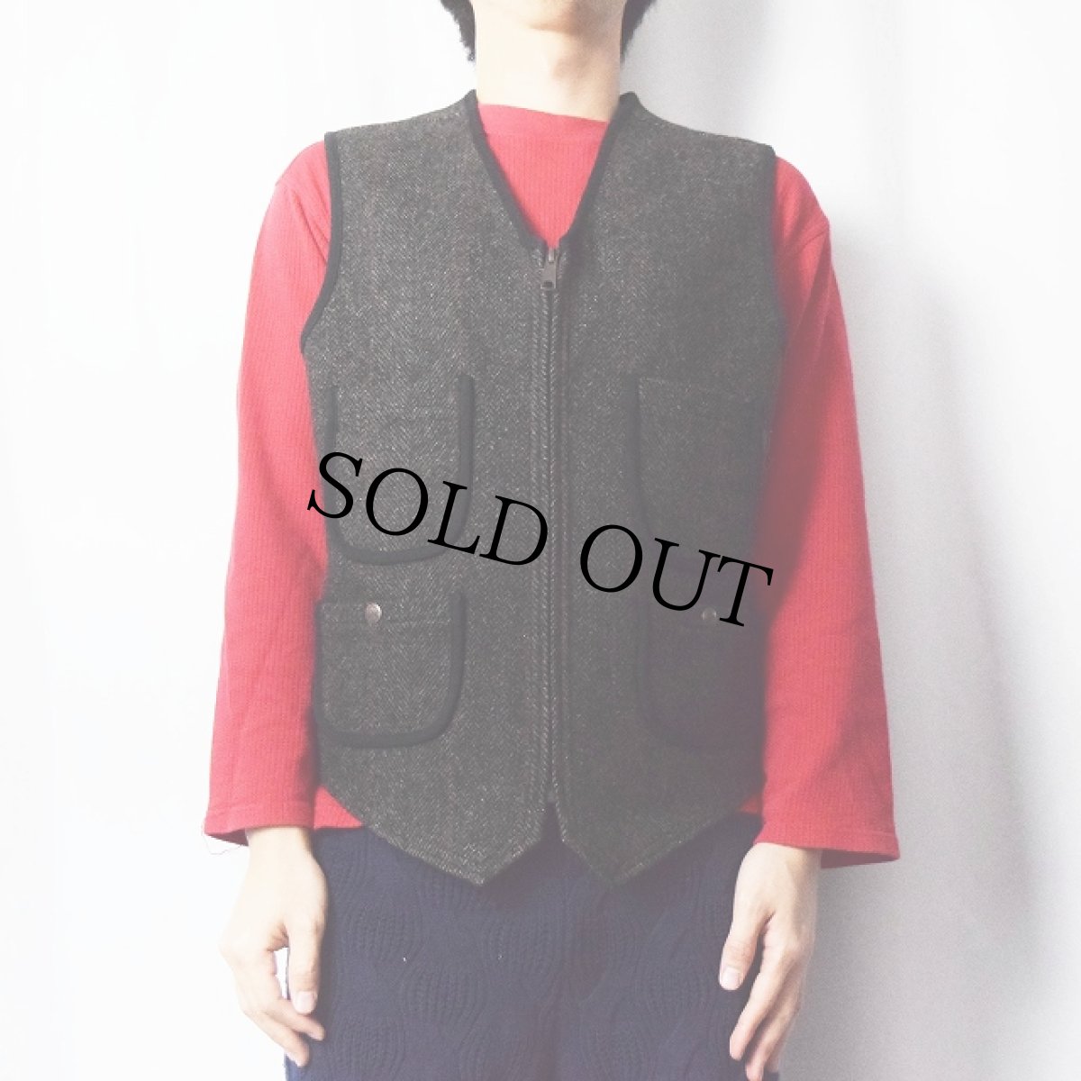 画像2: Woolrich ヘリンボーン織り ウールベスト M (2)