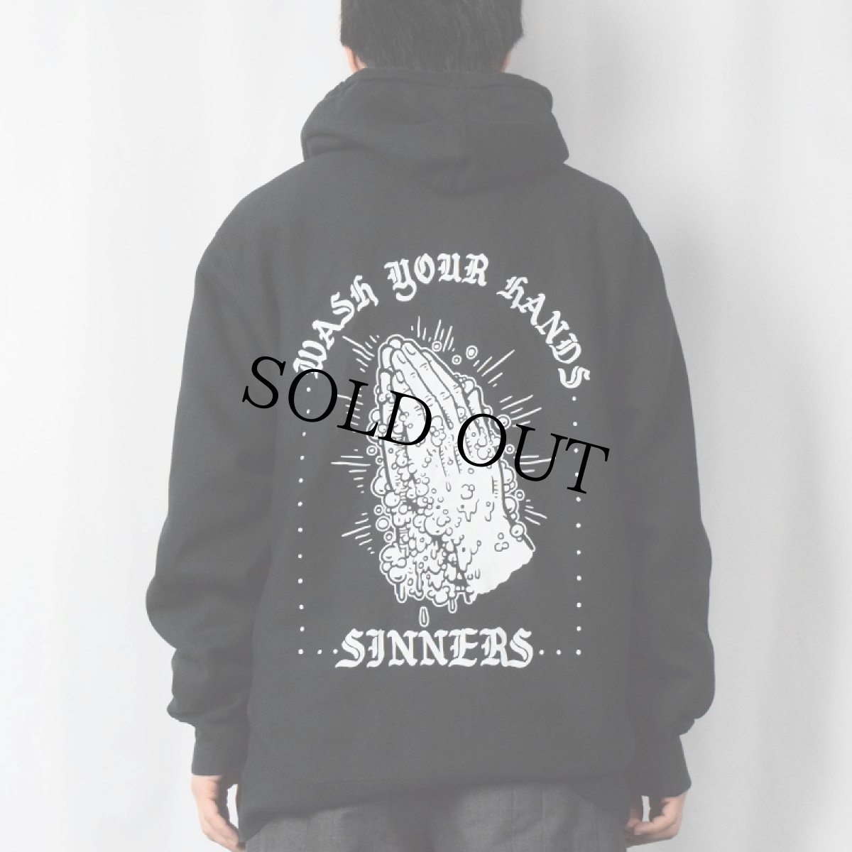 画像4: VARDAGEN "WASH YOUR HANDS" シュールプリントスウェットフーディー BLACK L (4)