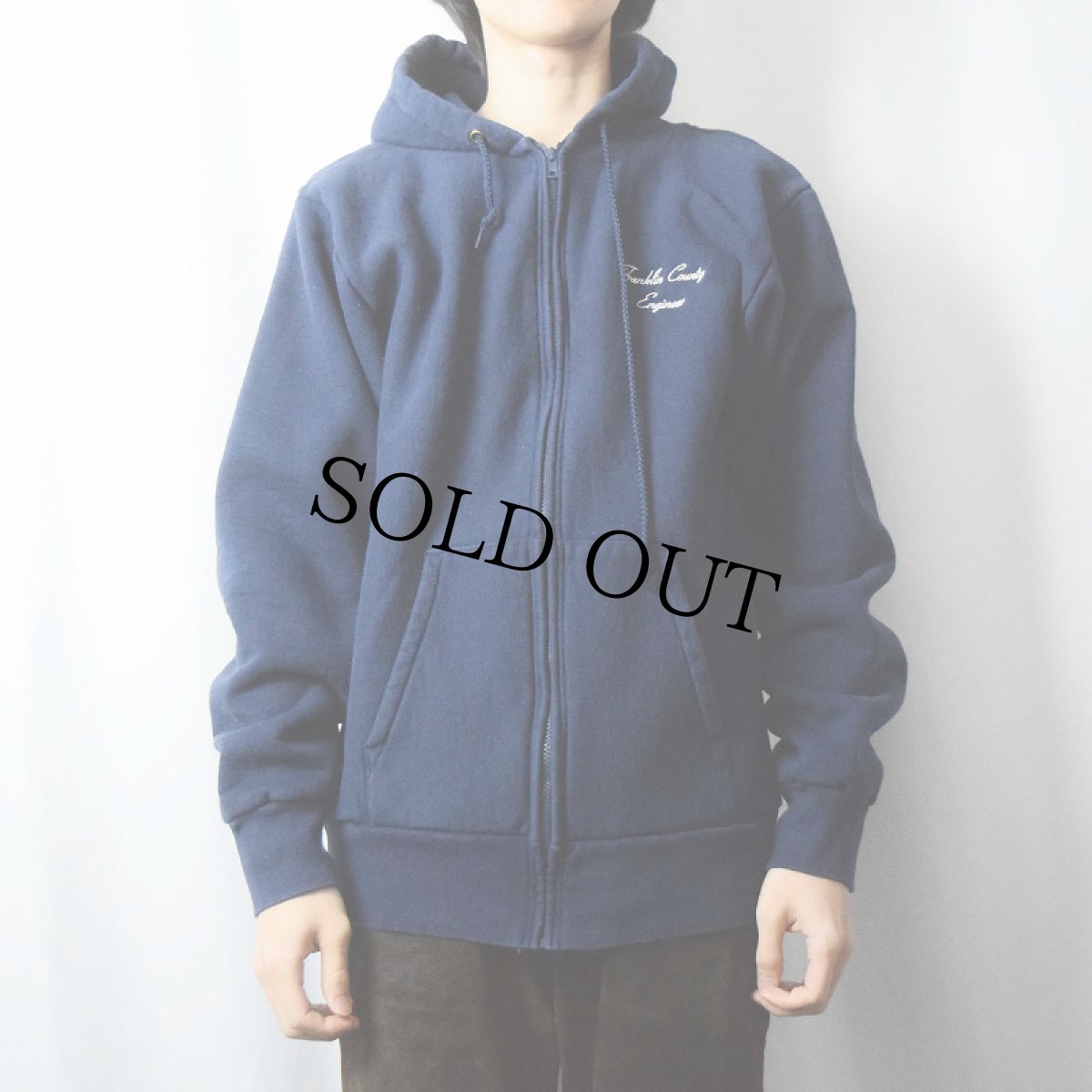 画像2: 90's CAMBER USA製 刺繍 スウェットジップパーカー NAVY XL (2)