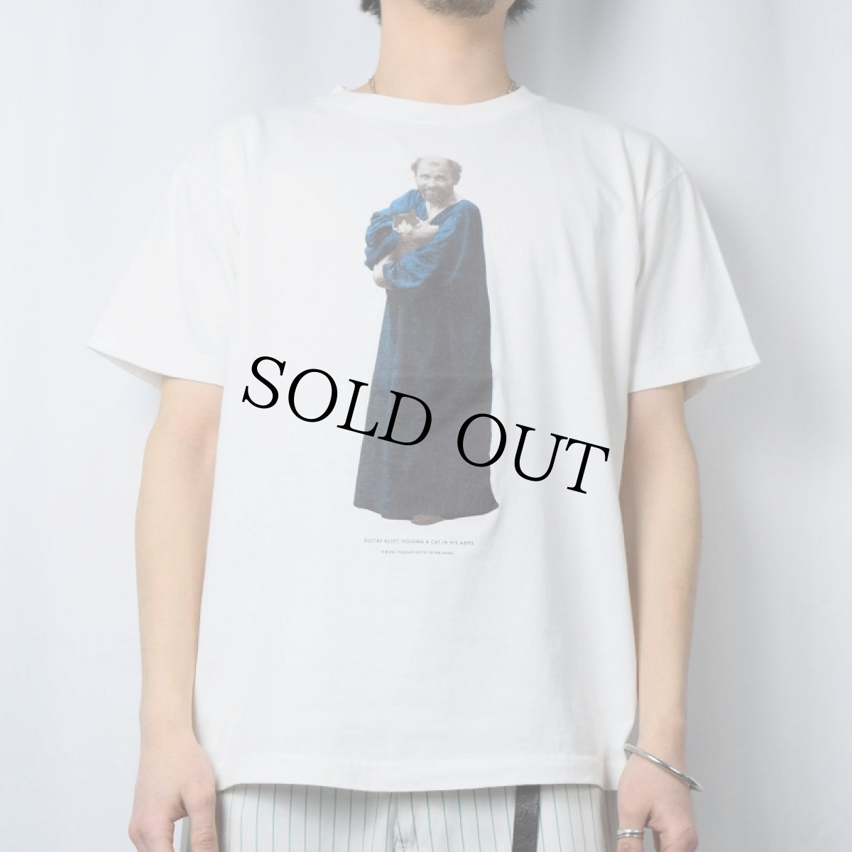 画像2: 2000's GUSTAV KLIMT "HOLDING A CAT HIS ARMS" 画家プリントTシャツ XL (2)