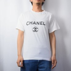 画像2: ブート 90's CHANEL ロゴプリントTシャツ  (2)