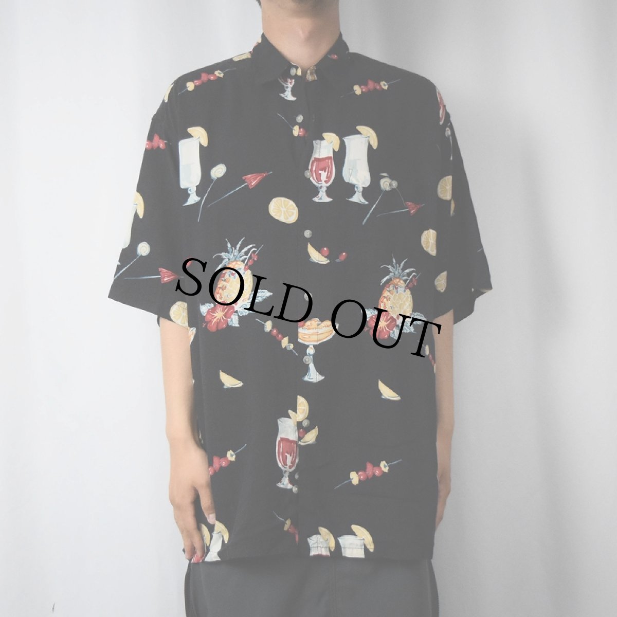 画像2: 80's CAMPIA MODA KOREA製 カクテル柄 レーヨンシャツ L (2)