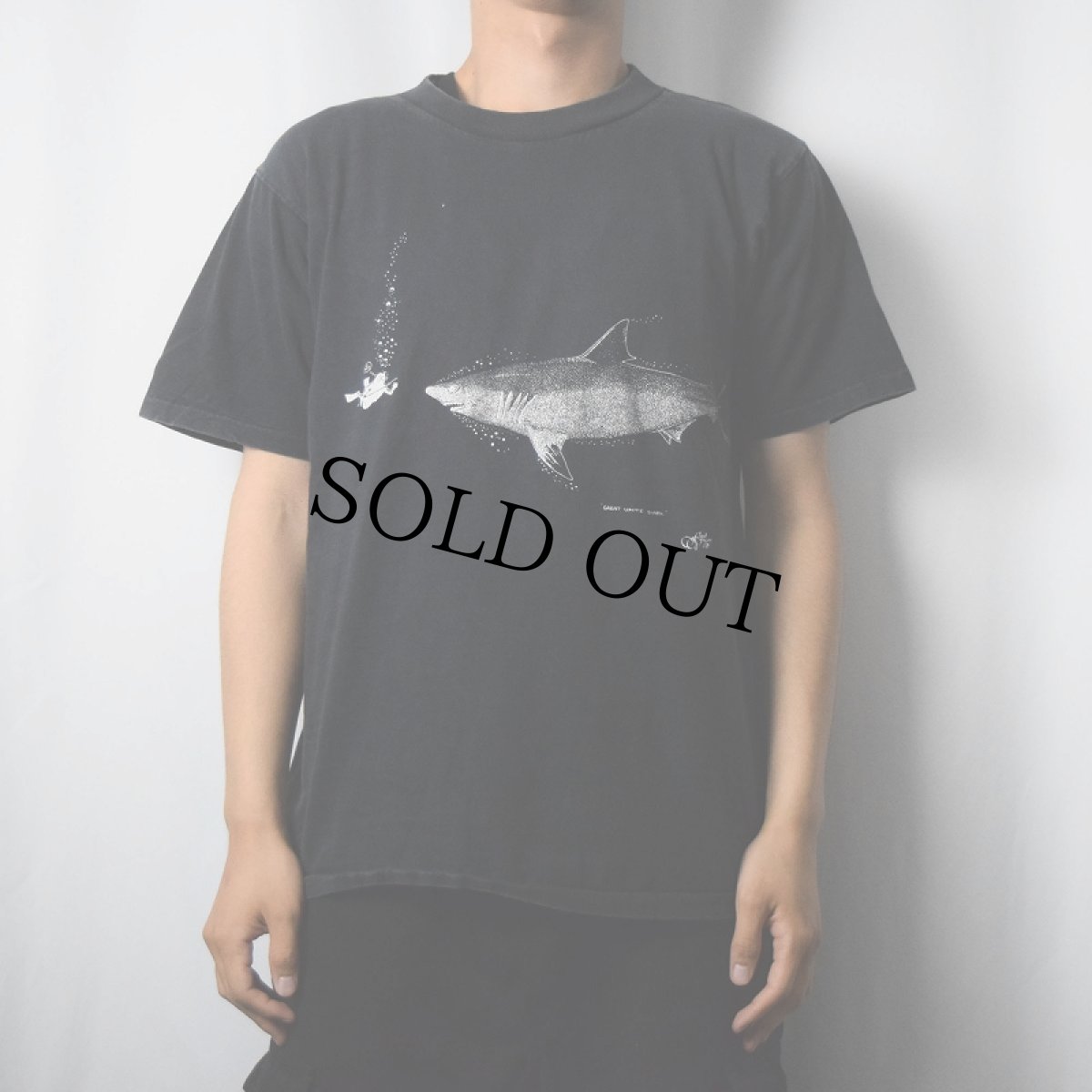 画像2: 80's USA製 ”GREAT WHITE SHARK" サメプリントTシャツ BLACK L (2)