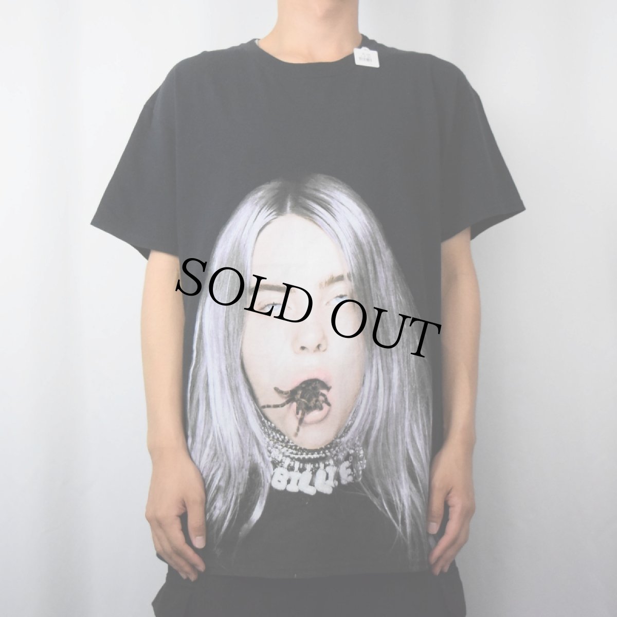 画像2: Billie Eilish "you should see me in a crown" ミュージシャンフォトプリントTシャツ BLACK L (2)
