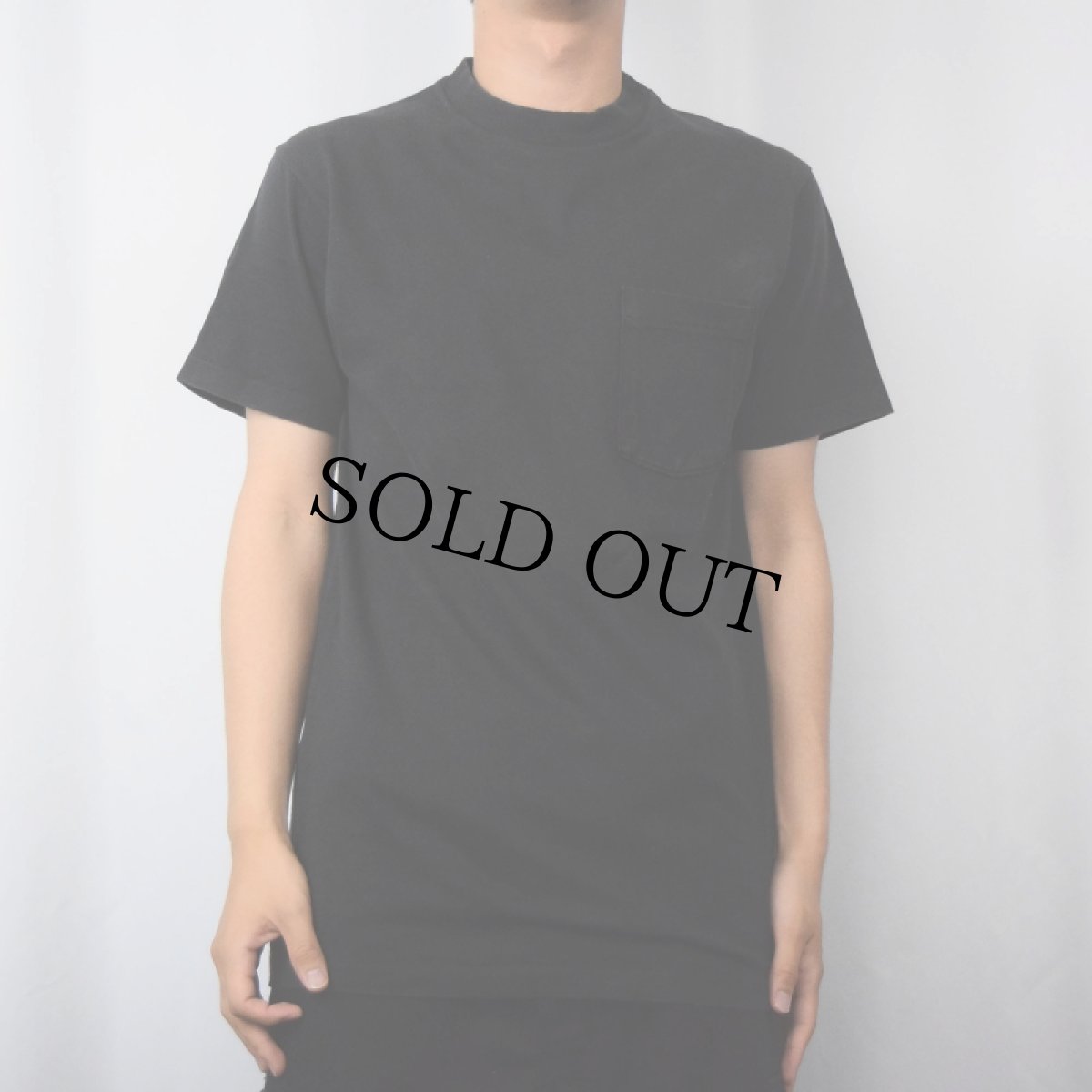 画像2: 90's anvil USA製 無地ポケットTシャツ BLACK L (2)