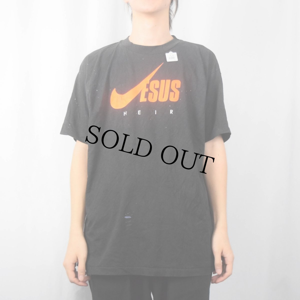 画像2: 90's "JESUS HEIR" USA製 ジーザスパロディTシャツ BLACK XL (2)