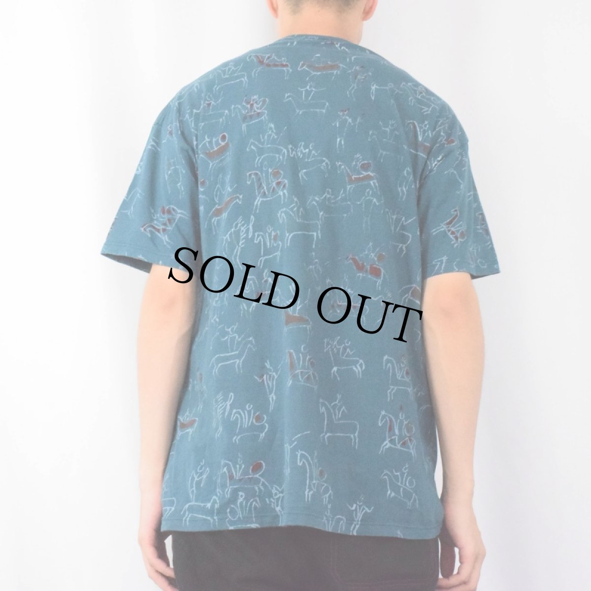 画像4: 90's Baffalo アート総柄Tシャツ L (4)