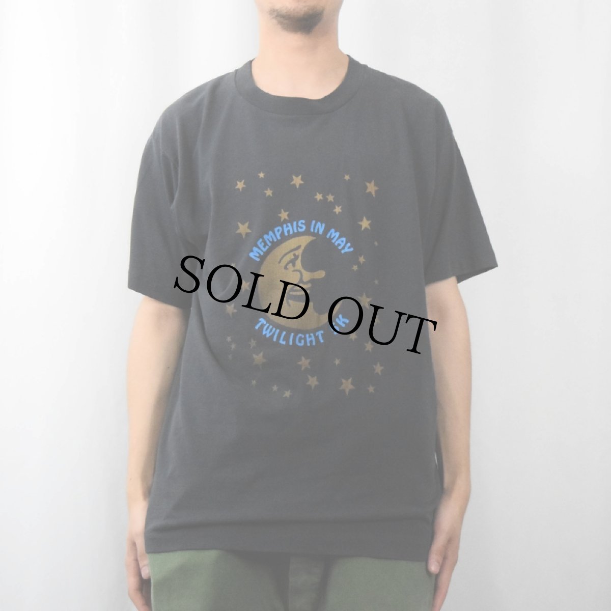 画像3: 90's NIKE × KFI USA製 社外タグ "MEMPHIS IN MAY TWILIGHT 5K" イラストプリントTシャツ BLACK XL (3)