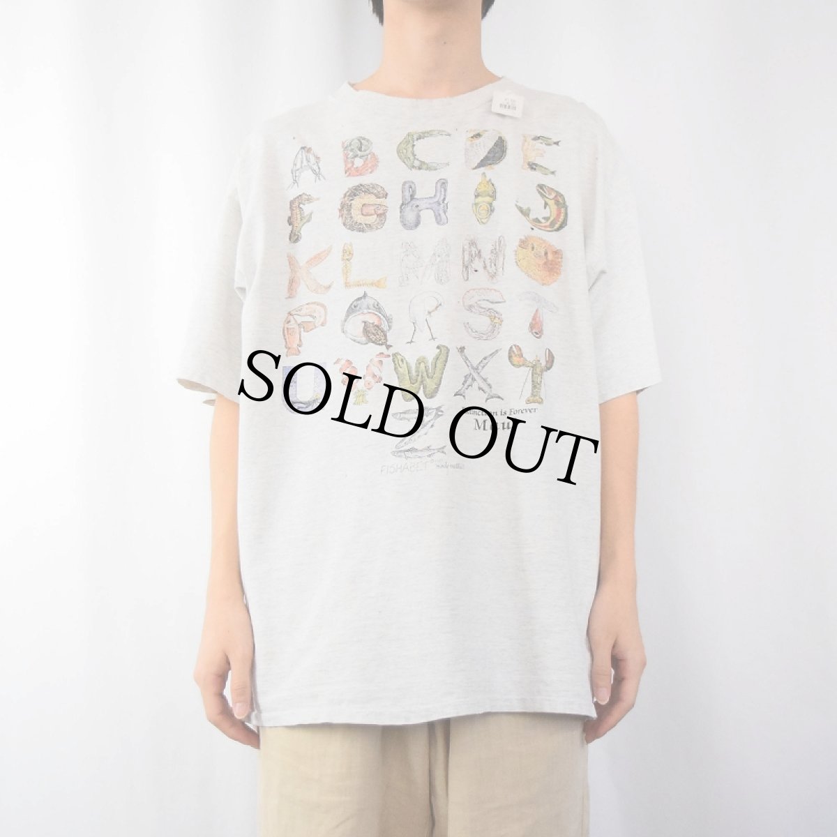 画像2: 90's Mindy Matthews "FISHABET" 魚アートプリントTシャツ (2)