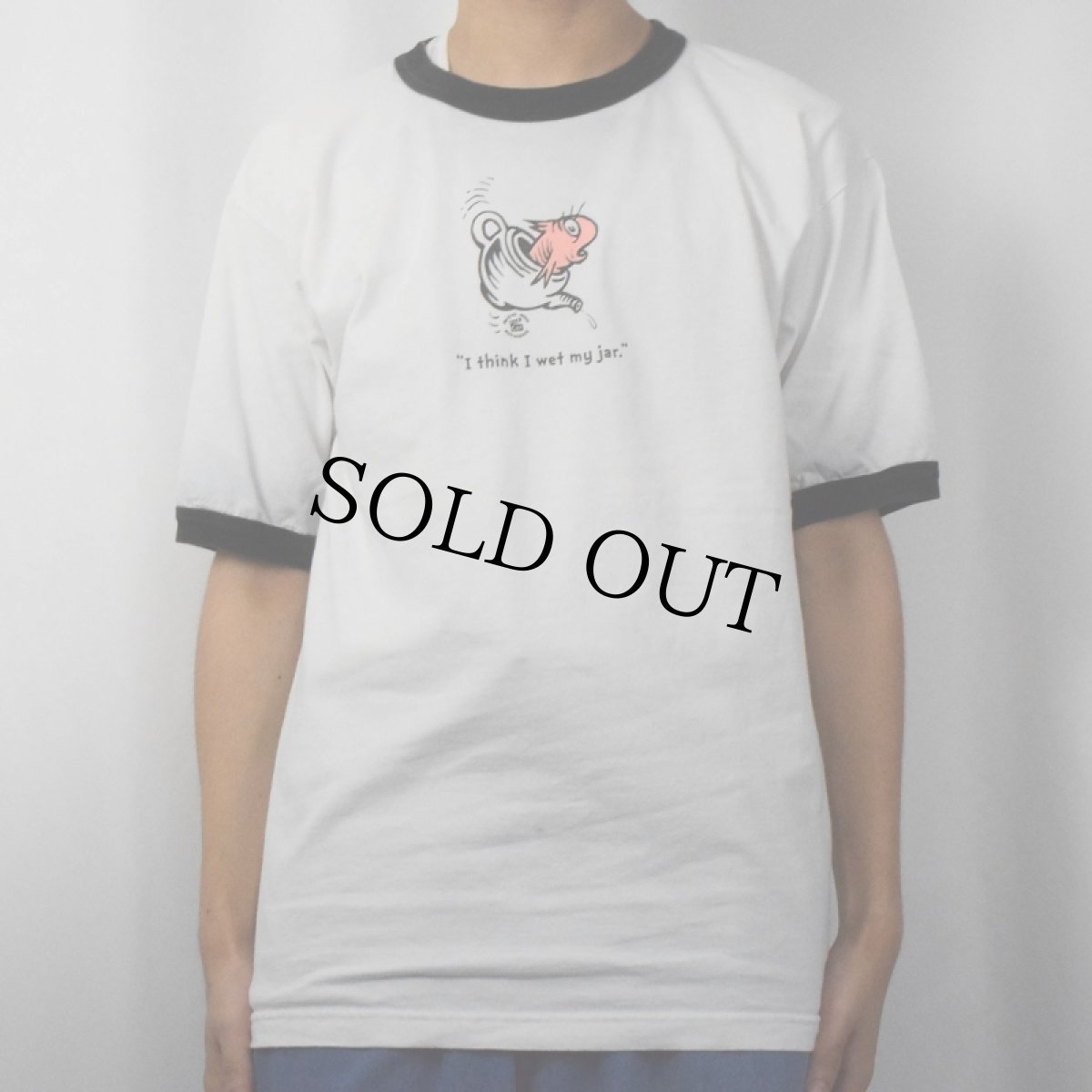 画像2: Dr.Seuss JUMBO "Fish in the pot" キャラクタープリントリンガーTシャツ (2)