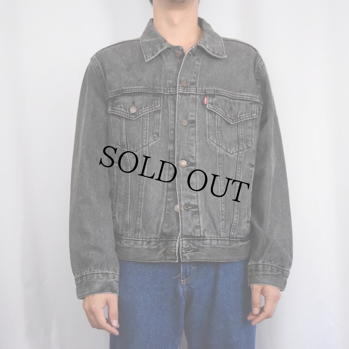 画像2: 2000's Levi's ブラックデニムジャケット L (2)