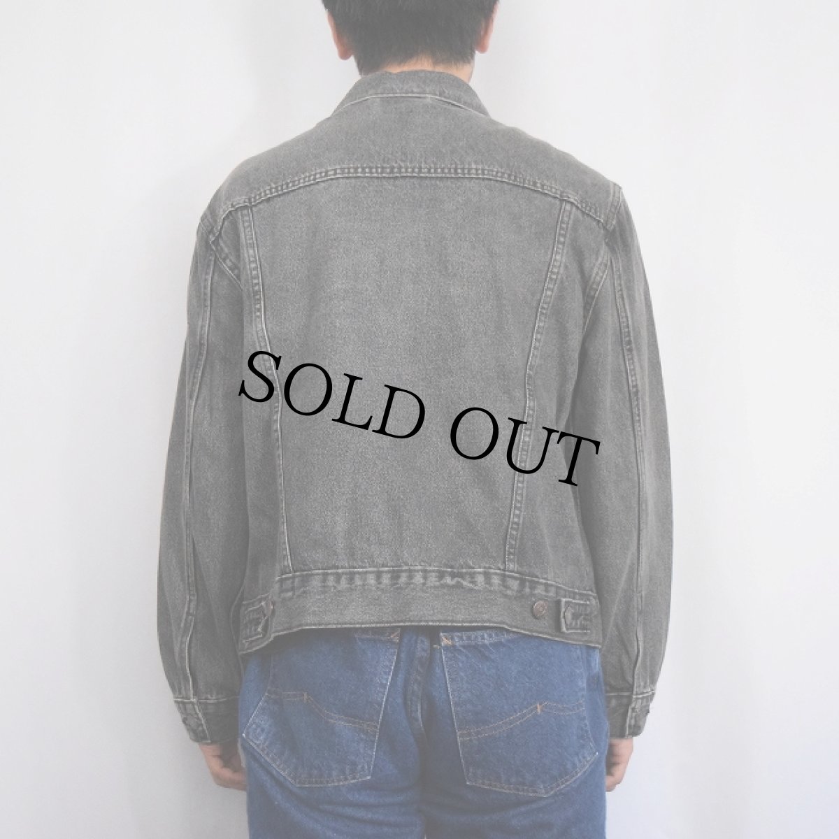 画像3: 2000's Levi's ブラックデニムジャケット L (3)