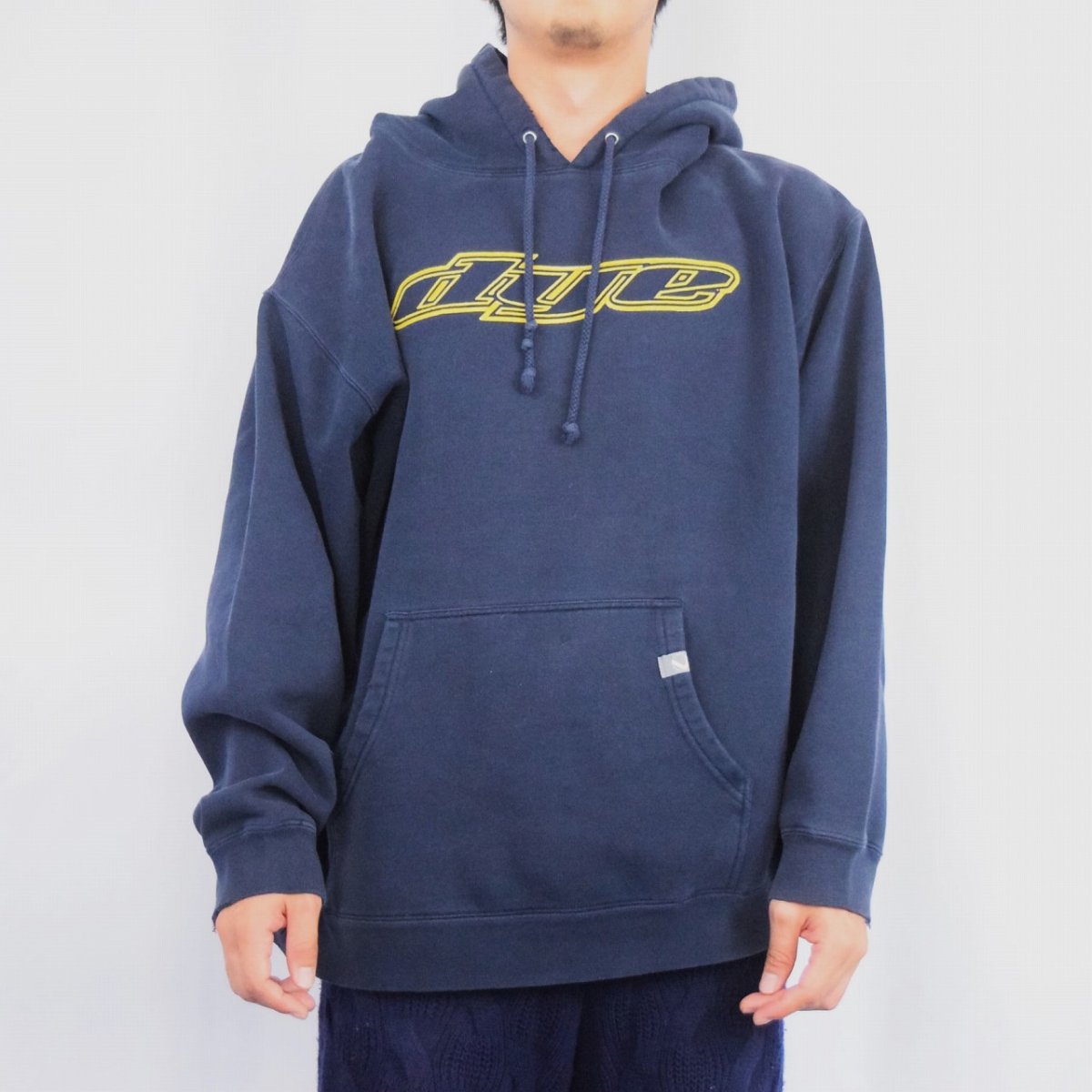 画像2: 【SALE】 dye 立体プリント ロゴスウェットフーディー NAVY L (2)