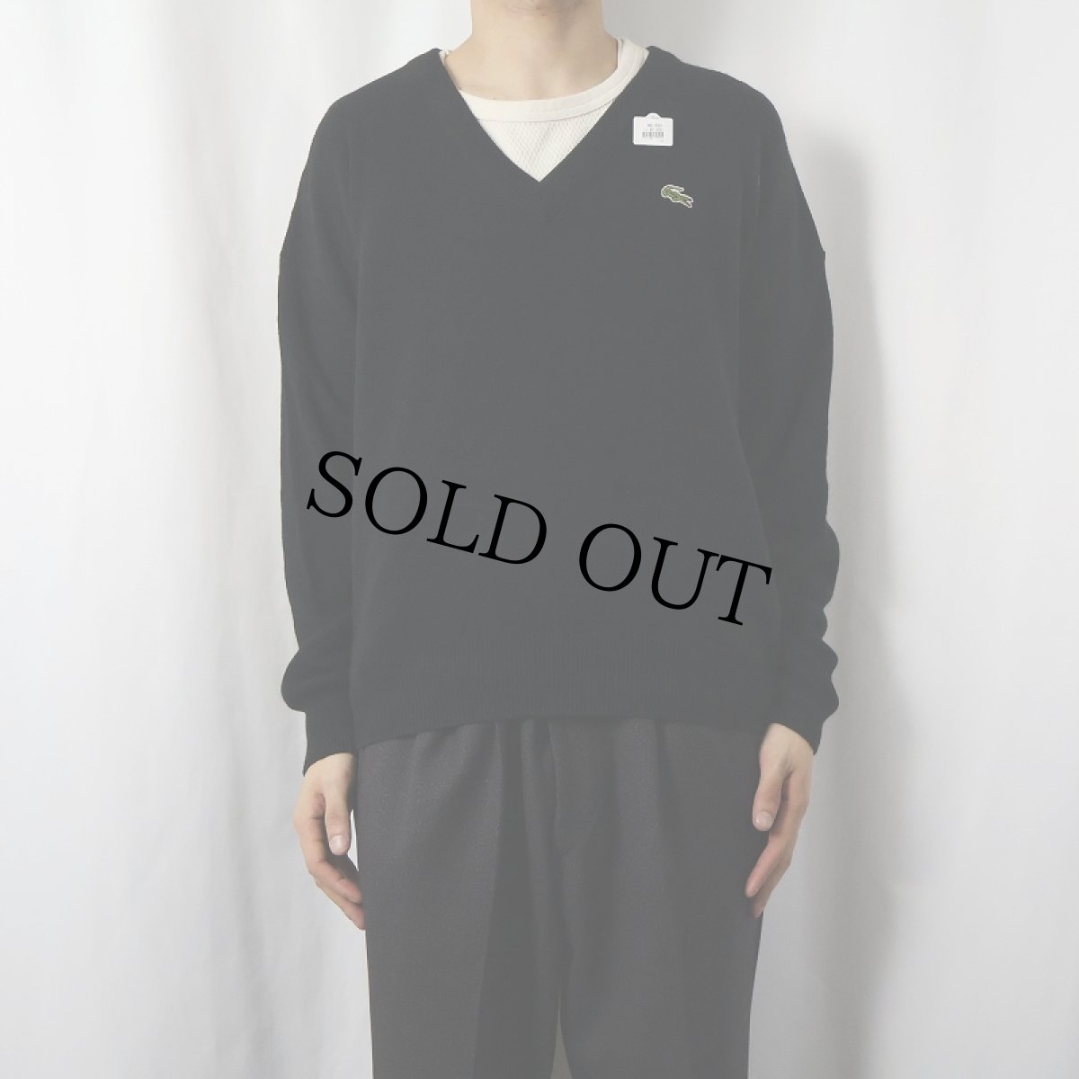 画像2: 70〜80's LACOSTE FRANCE製 Vネック ウールニットセーター BLACK SIZE4 (2)