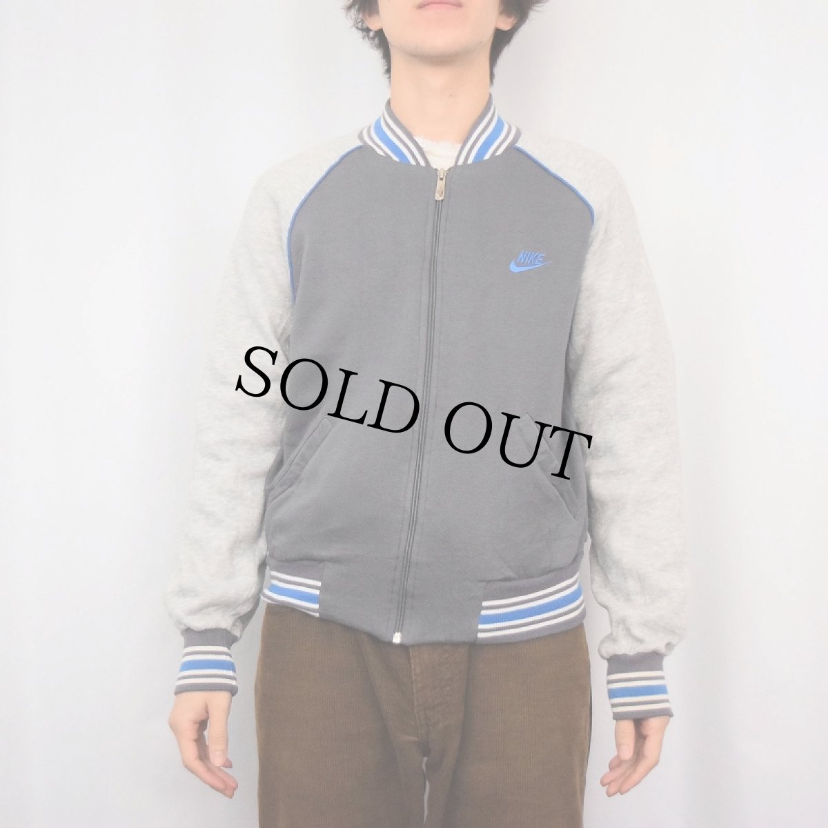 画像2: 80's NIKE 紺タグ ロゴ刺繍 トラックジャケット M (2)