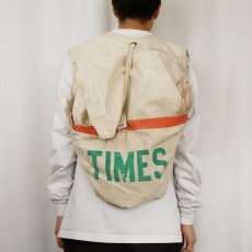 画像3: VINTAGE "TIMES" ニュースペーパーバッグベスト (3)