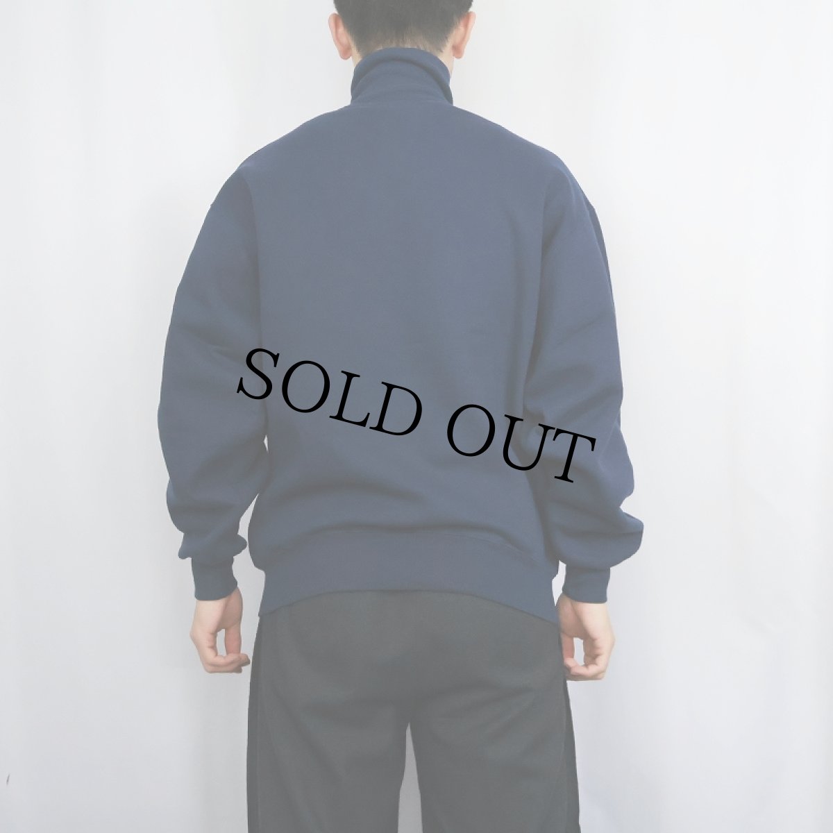 画像3: 90's JERZEES USA製 無地タートルネックスウェット NAVY M (3)