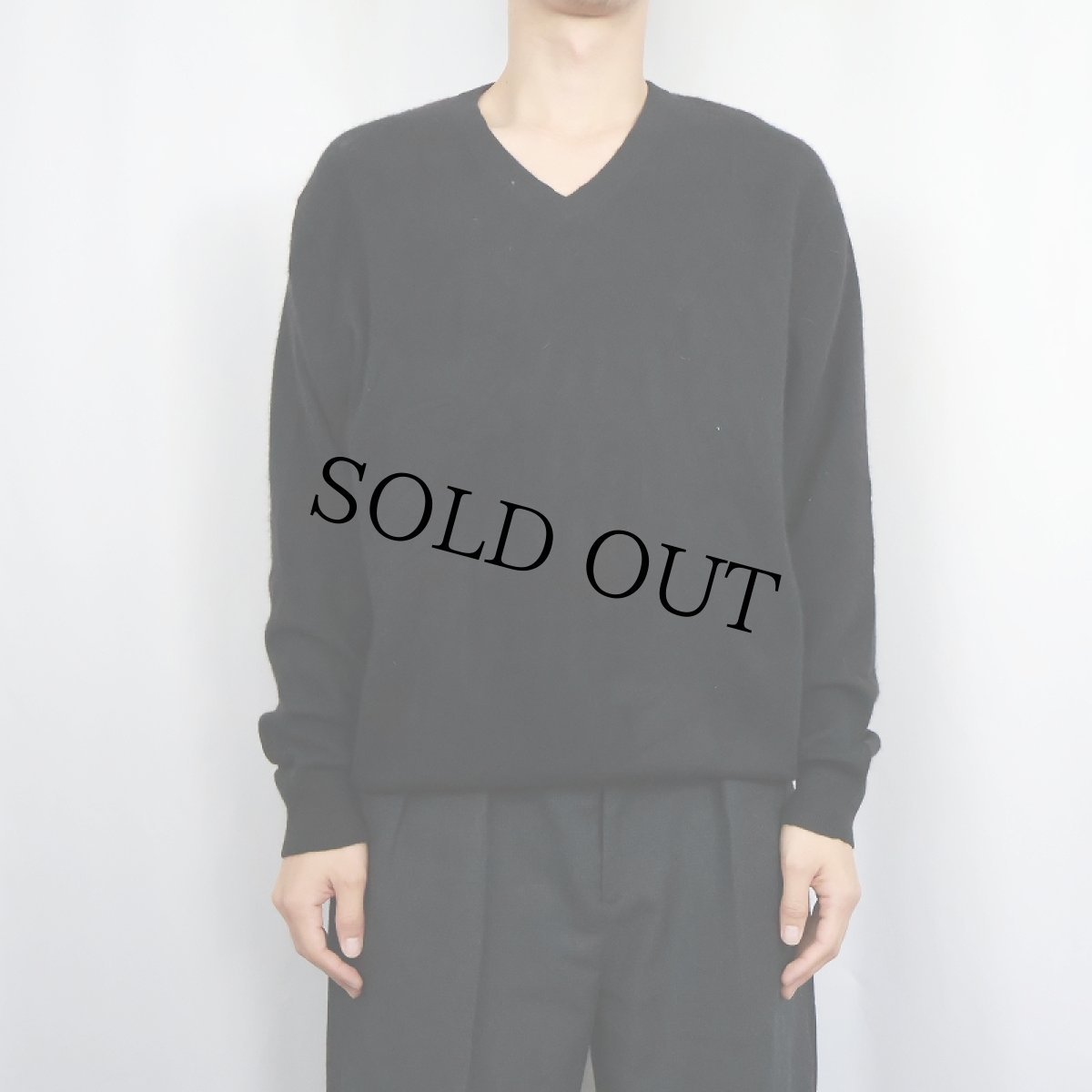 画像2: JOS.A.BANK Vネック カシミアニットセーター BLACK L (2)