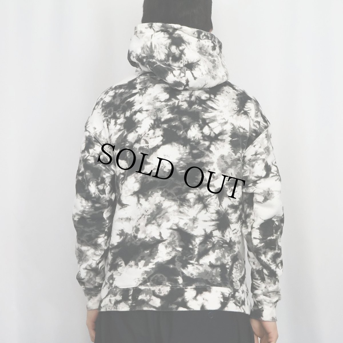 画像3: タイダイ柄 スウェットフーディー BLACK×WHITE S (3)