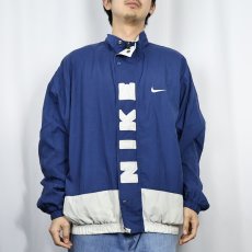 画像2: NIKE ロゴ刺繍 切り替えデザイン ナイロンジャケット L (2)