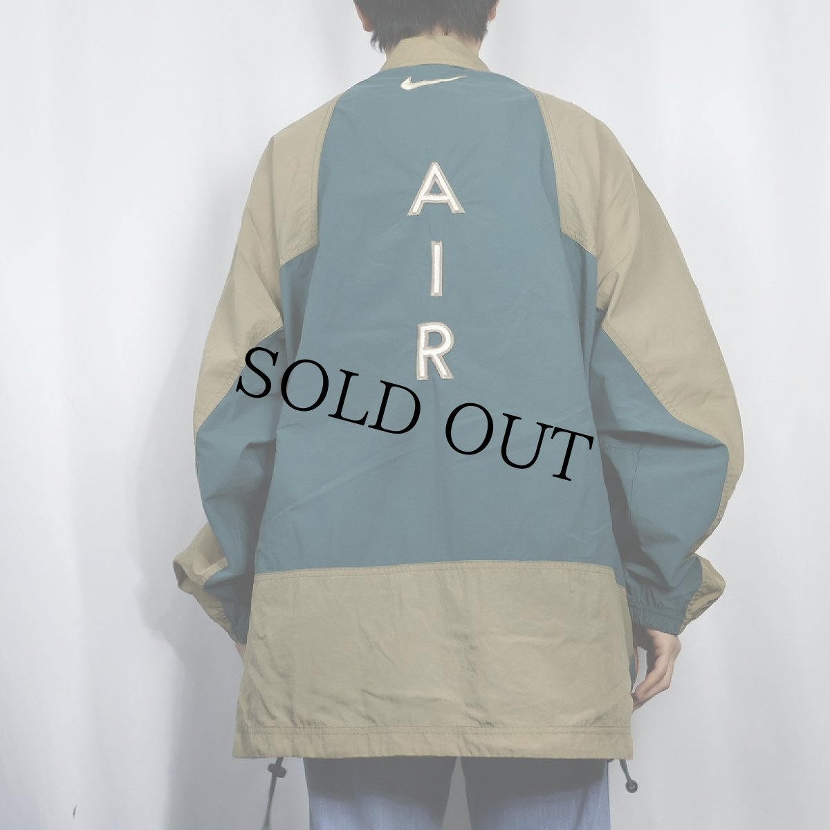 画像4: NIKE AIR ロゴ刺繍 切り替えデザイン ナイロンジャケット XL (4)