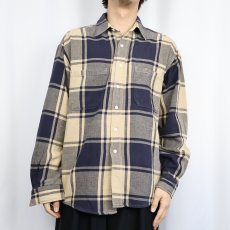 画像2: 90's GAP チェック柄 ヘビーネルシャツ  (2)