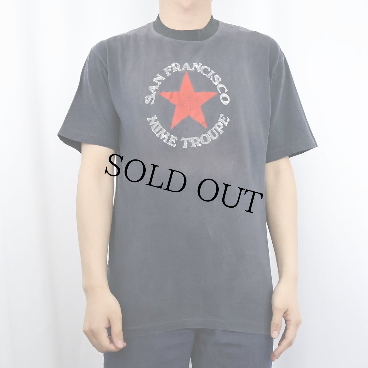 画像2: 80's USA製 "SAN FRANCISCO MIME TROUPE" 劇団ロゴプリントTシャツ BLACK L (2)