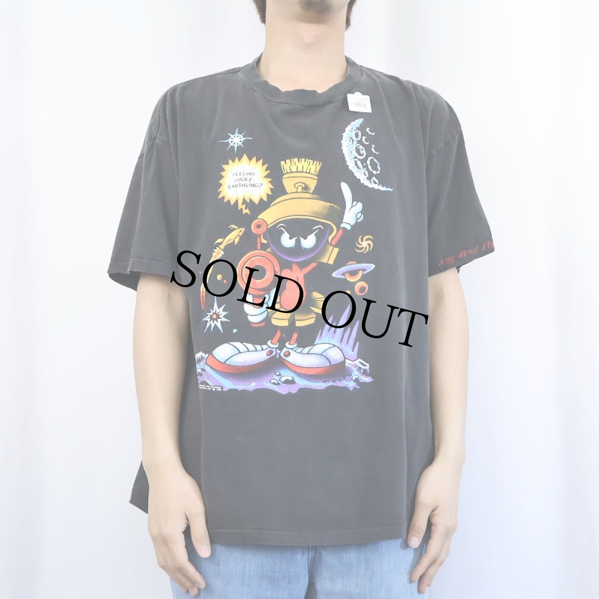 画像2: 90's Marvin the Martian USA製 キャラクタープリントTシャツ BLACK L (2)