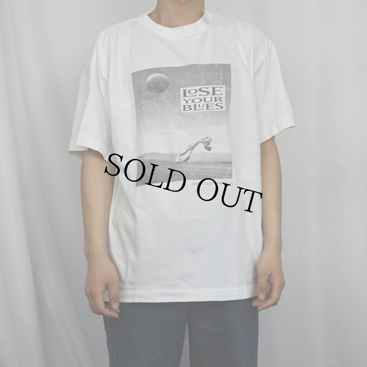 画像2: 90's PERRY ELLIS AMERICA "LOSE YOUR BLUES" アートプリントTシャツ (2)