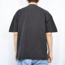 画像3: 90〜2000's USA製 "TRICK OR TREAT SMELL MY FEET..." ファニーイラストプリントTシャツ BLACK XL (3)