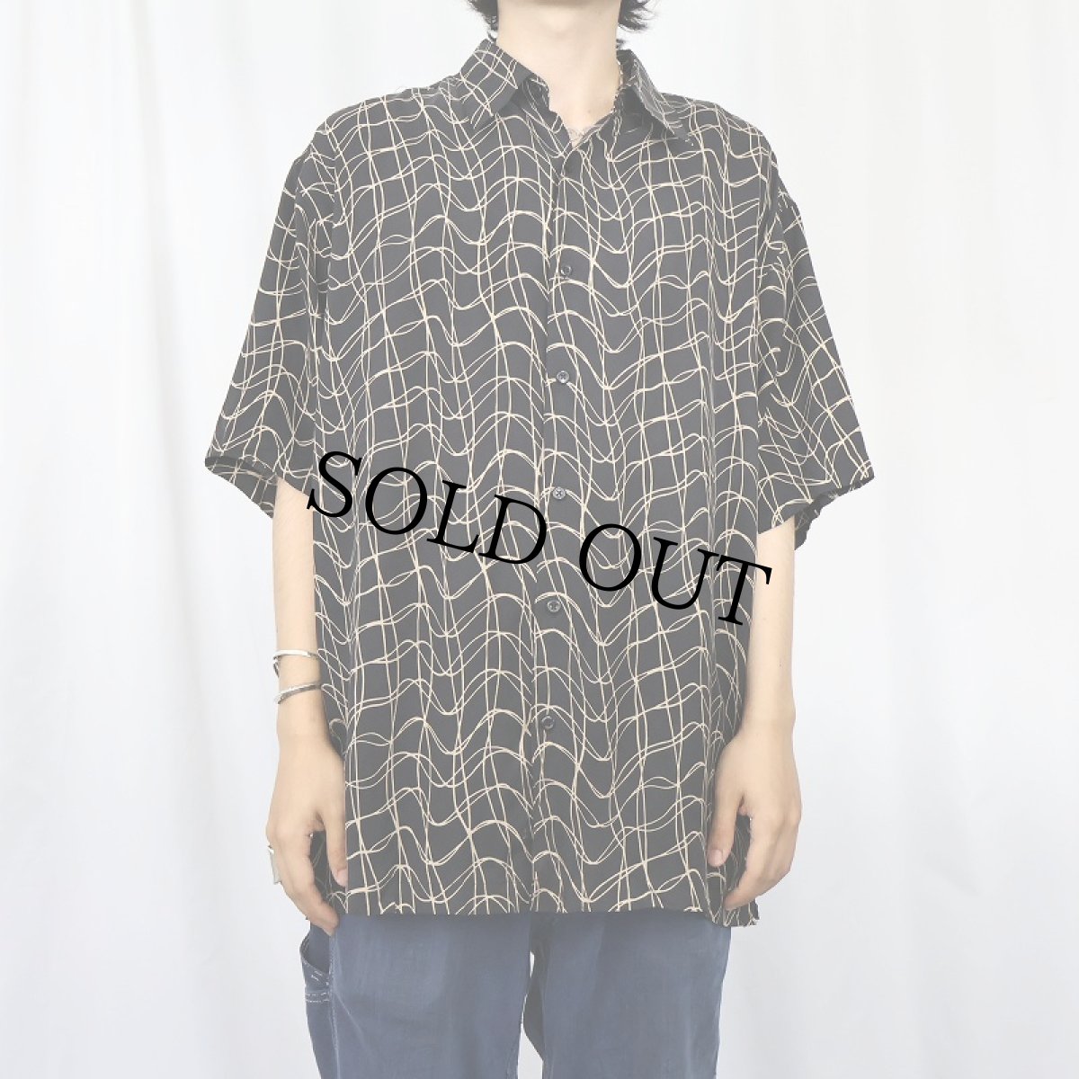 画像2: 90's PERRY ELLIS 総柄 シルクシャツ BLACK L (2)