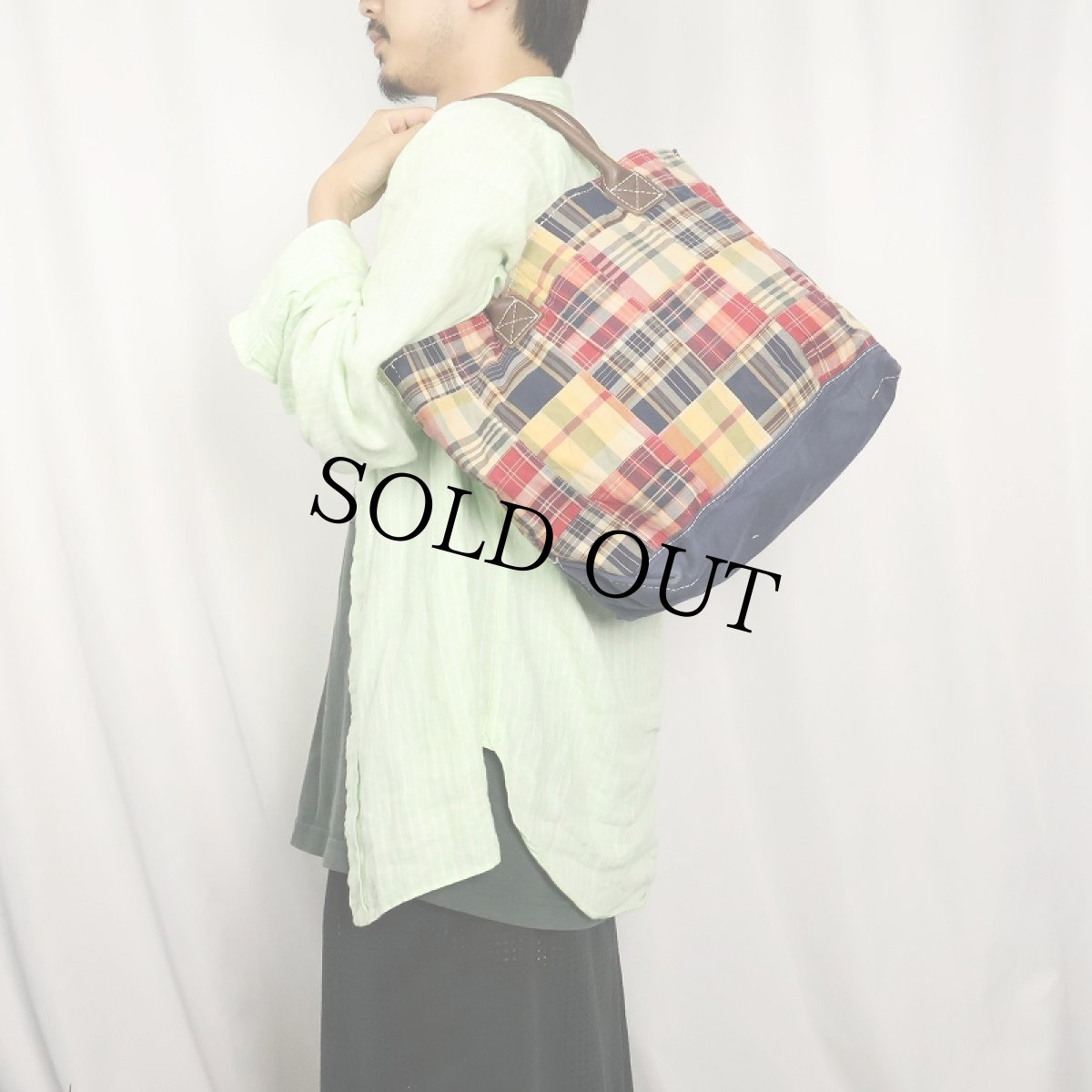 画像3: L.L.Bean チェック柄 刺繍入り レザーハンドル パッチワークトートバッグ MEDIUM (3)