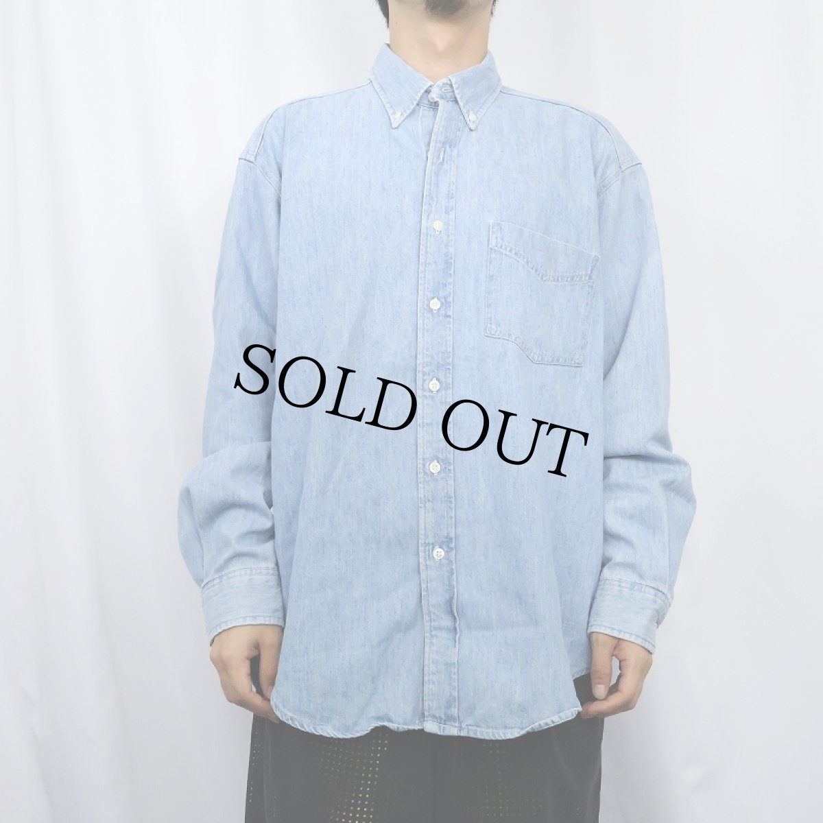 画像2: 90's GAP DENIM USA製 デニムボタンダウンシャツ L (2)
