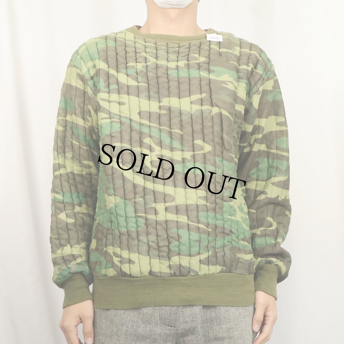 画像2: 70〜80's ウッドランドカモ柄 キルティングスウェット  (2)