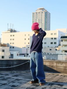 画像3: 90's Champion USA製 "HILL SCHOOL" 刺繍入り Vネック アクリルニットセーター NAVY XL (3)