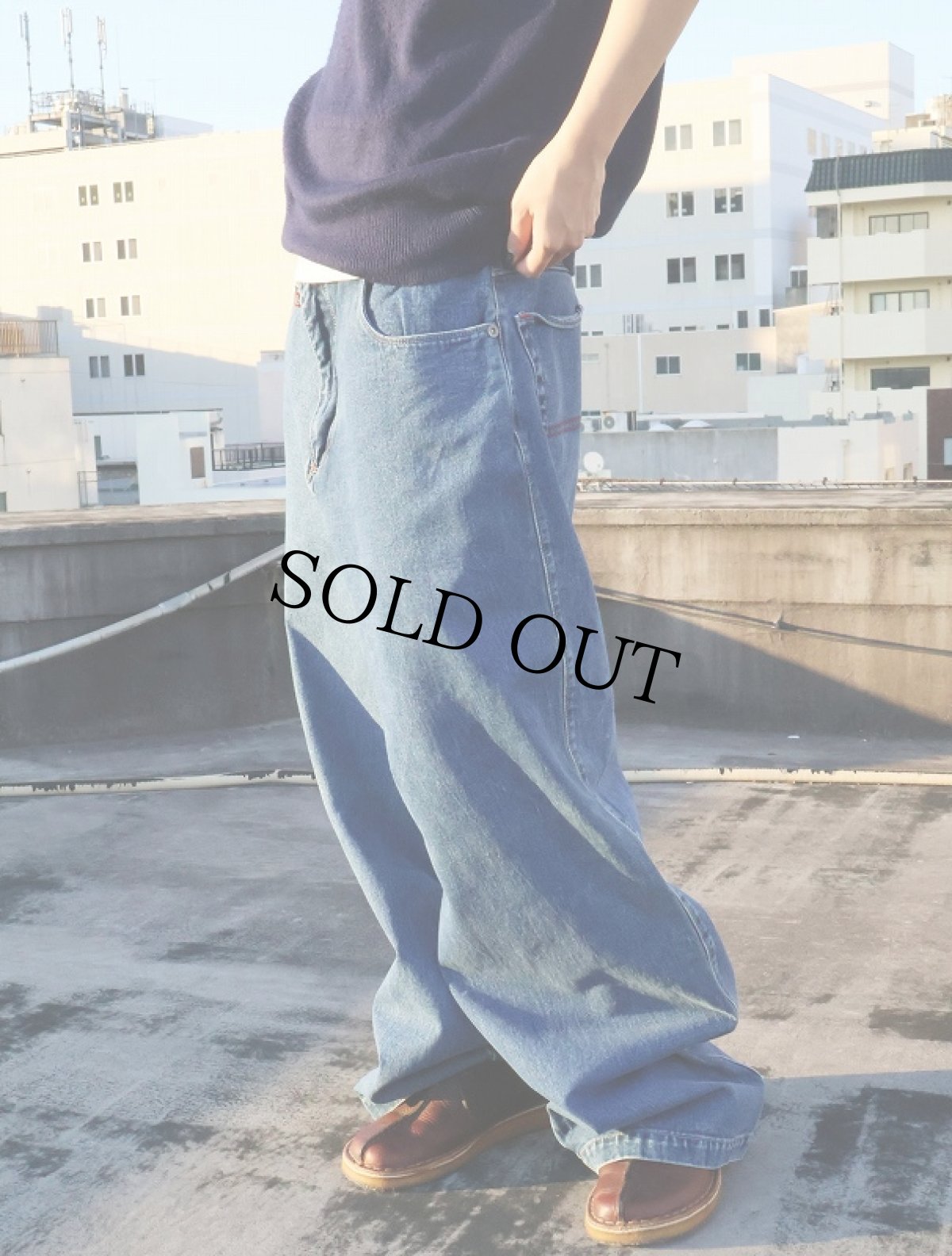 画像1: Kik Wear 刺繍デザイン ワイドデニムパンツ W33 (1)