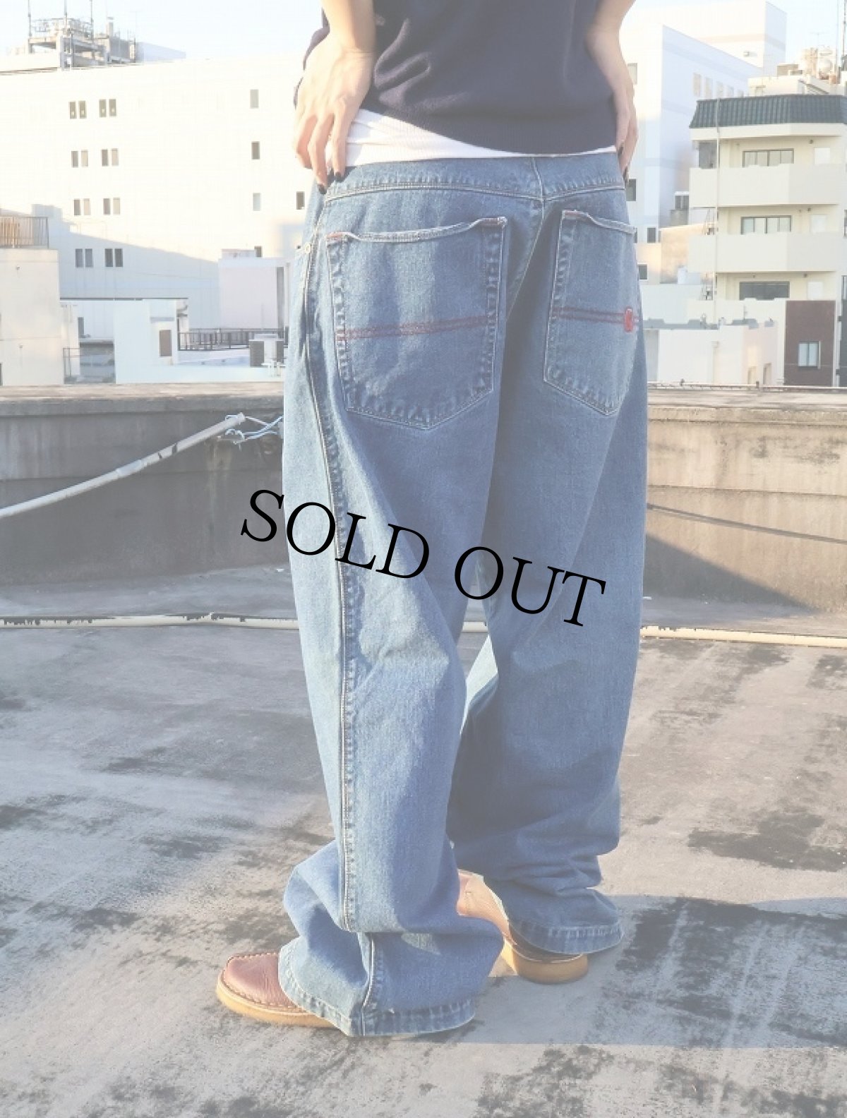 画像2: Kik Wear 刺繍デザイン ワイドデニムパンツ W33 (2)