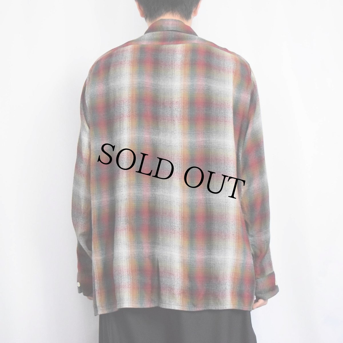 画像3: 50〜60's ARROW CHEVELLA USA製 オンブレーチェック柄 レーヨンオープンカラーシャツ  L (3)