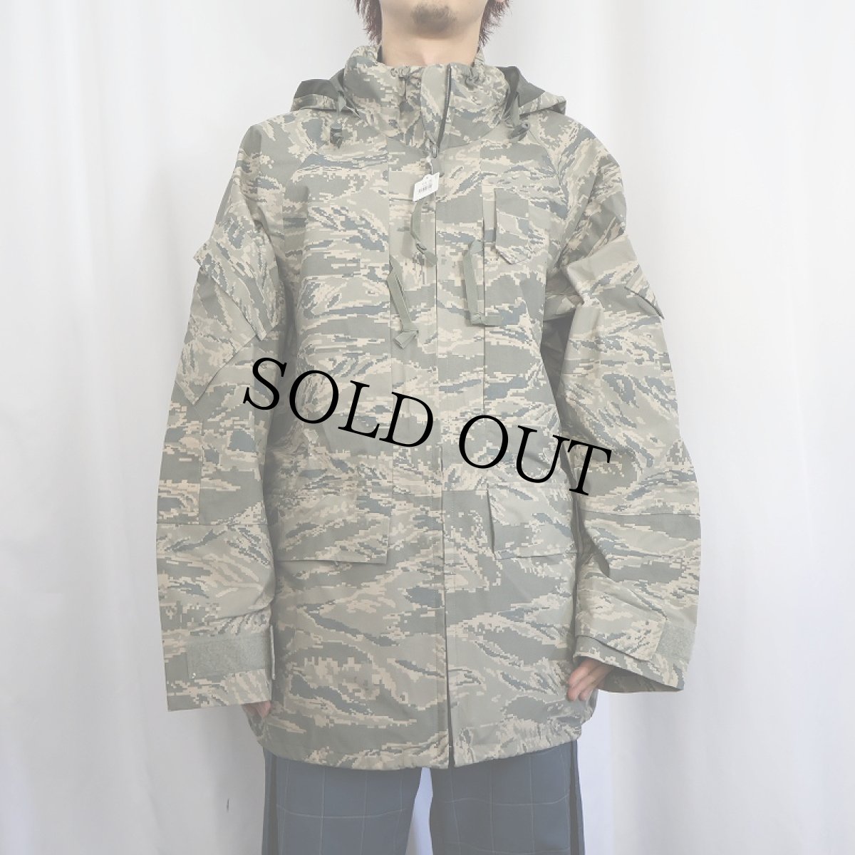 画像2: 2000's USAF タイガー ストライプカモ GEN3 GORE-TEXパーカー LARGE-REGULAR (2)