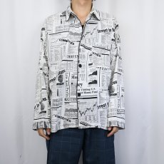 画像2: VARSITY ニュースペーパー柄 パジャマシャツ  (2)