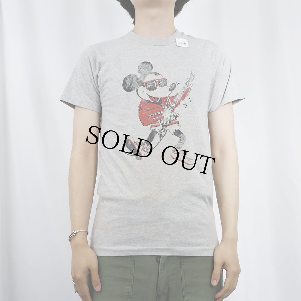 画像2: 80's USA製 MICKEY MOUSE キャラクタープリントTシャツ M (2)