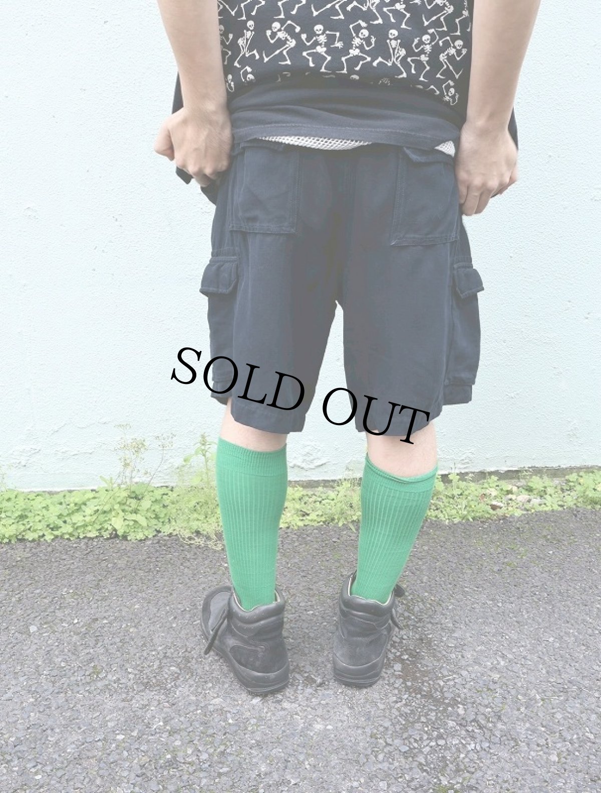 画像4: Caribbean ヘリンボーン織り シルク×リネン カーゴショーツ NAVY W35 (4)