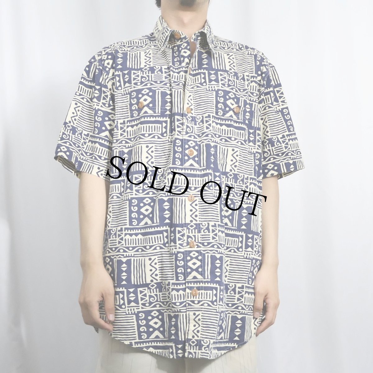 画像2: 90's〜 ORVIS 猫目ボタン 総柄 コットンシャツ L (2)