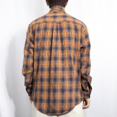 画像3: THE TERRITORY AHEAD 刺繍デザイン オンブレーチェック柄 ヘビーネルシャツ M (3)