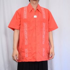 画像2: GUAYABERA フルジップ 刺繍デザイン キューバシャツ L (2)