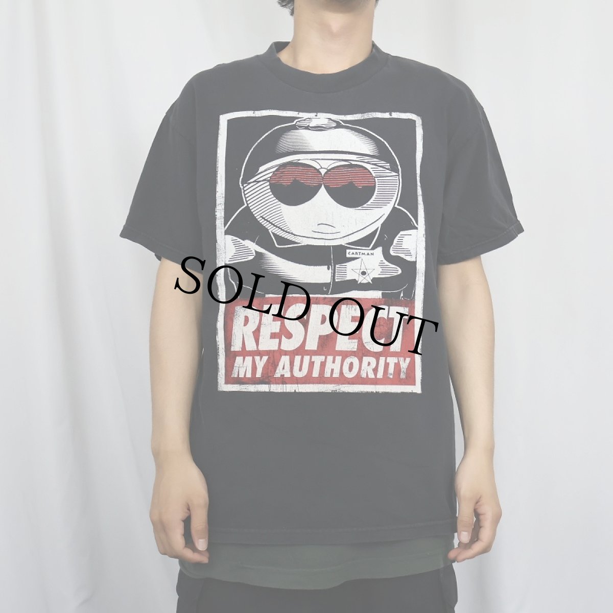 画像2: SOUTH PARK "RESPECT MY AUTHORITY" キャラクタープリントTシャツ BLACK (2)
